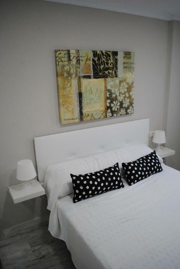 Apartamentos Laguna Beach 토록스 외부 사진